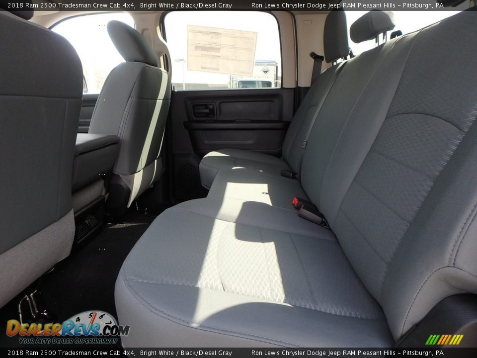 2018 Ram 2500 Tradesman Crew Cab 4x4 Bright White / Black/Diesel Gray Photo #11