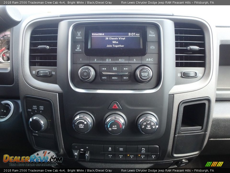 2018 Ram 2500 Tradesman Crew Cab 4x4 Bright White / Black/Diesel Gray Photo #15