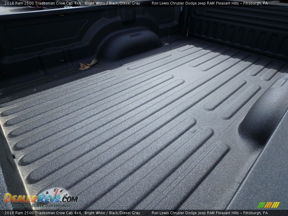 2018 Ram 2500 Tradesman Crew Cab 4x4 Bright White / Black/Diesel Gray Photo #20