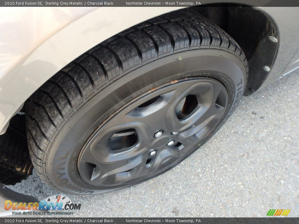 2010 Ford Fusion SE Sterling Grey Metallic / Charcoal Black Photo #7
