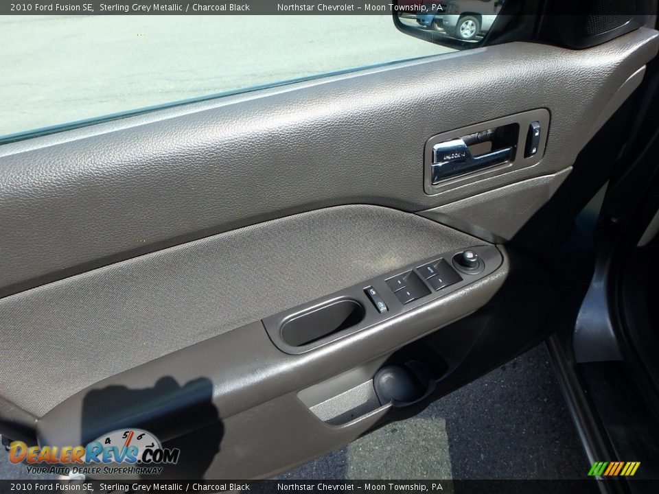 2010 Ford Fusion SE Sterling Grey Metallic / Charcoal Black Photo #11