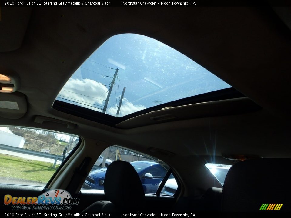 2010 Ford Fusion SE Sterling Grey Metallic / Charcoal Black Photo #12