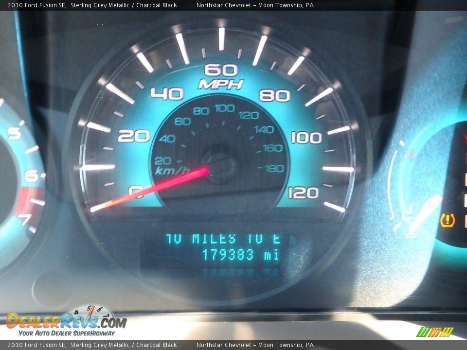 2010 Ford Fusion SE Sterling Grey Metallic / Charcoal Black Photo #15