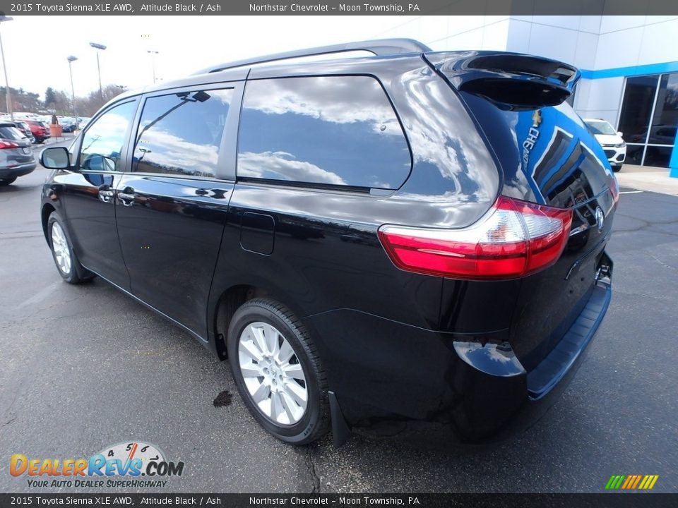 2015 Toyota Sienna XLE AWD Attitude Black / Ash Photo #4