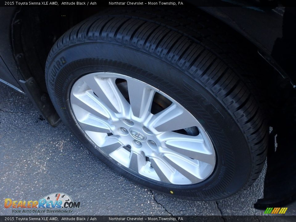 2015 Toyota Sienna XLE AWD Attitude Black / Ash Photo #14