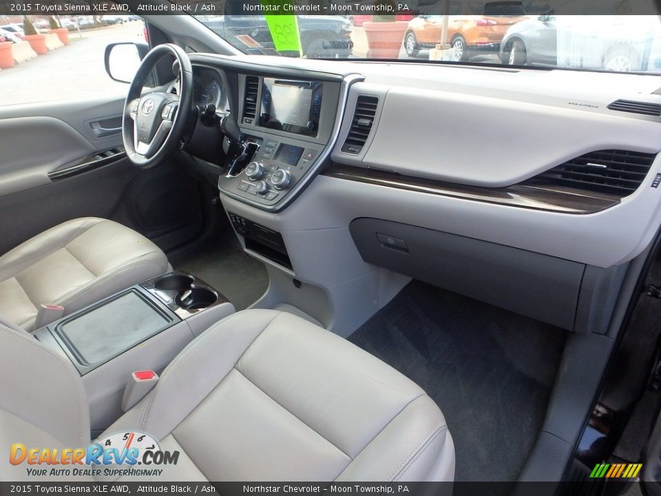 2015 Toyota Sienna XLE AWD Attitude Black / Ash Photo #16