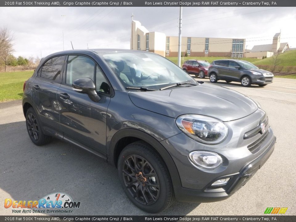 Front 3/4 View of 2018 Fiat 500X Trekking AWD Photo #7
