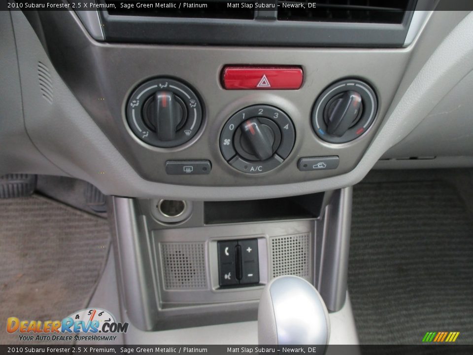 2010 Subaru Forester 2.5 X Premium Sage Green Metallic / Platinum Photo #25