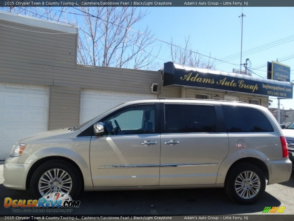 2015 Chrysler Town & Country Touring-L Cashmere/Sandstone Pearl / Black/Light Graystone Photo #4