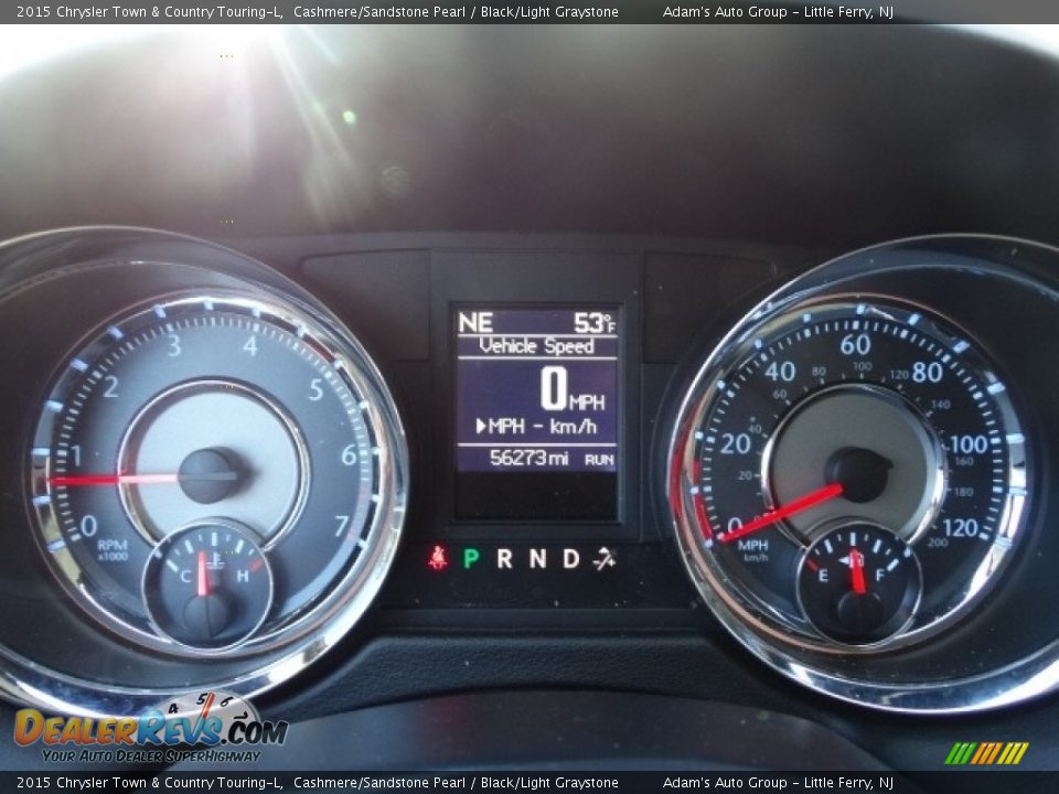 2015 Chrysler Town & Country Touring-L Cashmere/Sandstone Pearl / Black/Light Graystone Photo #11