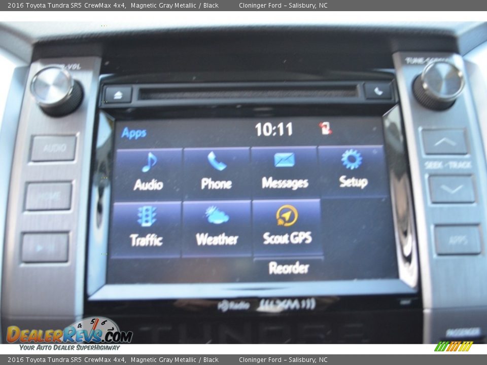 2016 Toyota Tundra SR5 CrewMax 4x4 Magnetic Gray Metallic / Black Photo #17