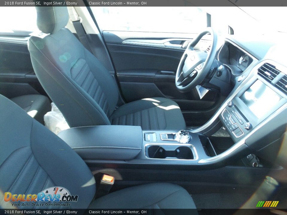 2018 Ford Fusion SE Ingot Silver / Ebony Photo #4