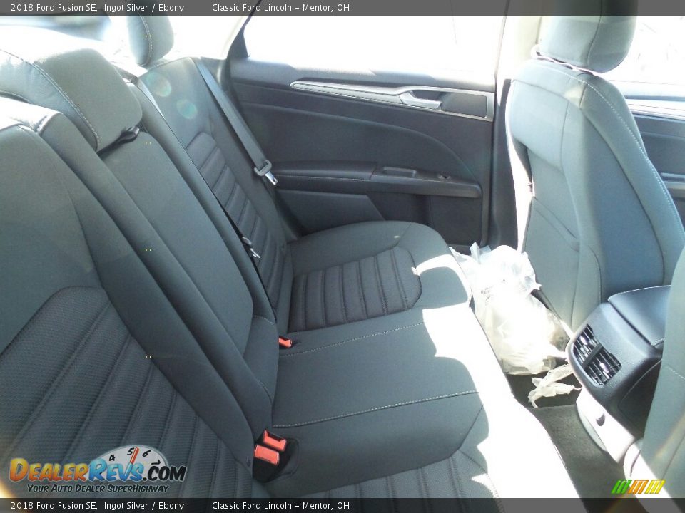 2018 Ford Fusion SE Ingot Silver / Ebony Photo #5