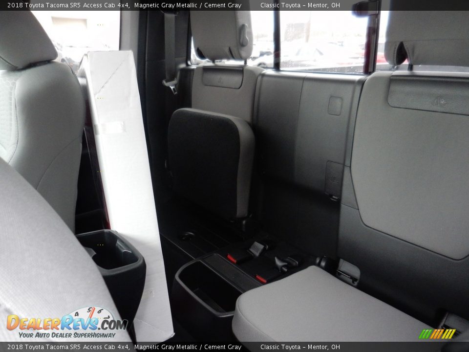 2018 Toyota Tacoma SR5 Access Cab 4x4 Magnetic Gray Metallic / Cement Gray Photo #4