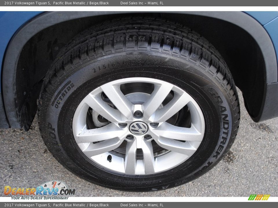 2017 Volkswagen Tiguan S Pacific Blue Metallic / Beige/Black Photo #11