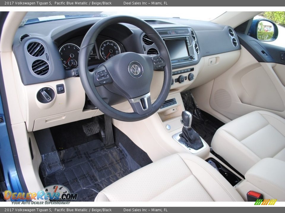 2017 Volkswagen Tiguan S Pacific Blue Metallic / Beige/Black Photo #16