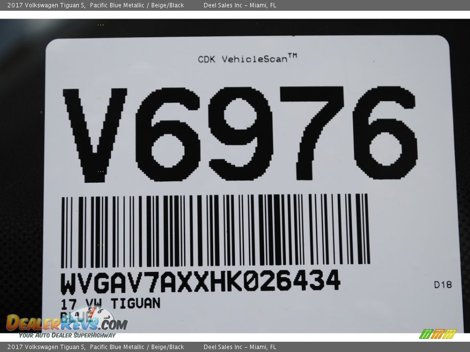 2017 Volkswagen Tiguan S Pacific Blue Metallic / Beige/Black Photo #20