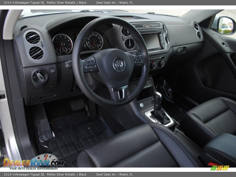2014 Volkswagen Tiguan SE Reflex Silver Metallic / Black Photo #15