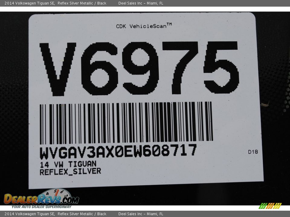 2014 Volkswagen Tiguan SE Reflex Silver Metallic / Black Photo #20