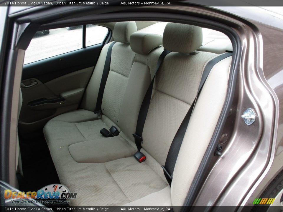 2014 Honda Civic LX Sedan Urban Titanium Metallic / Beige Photo #12
