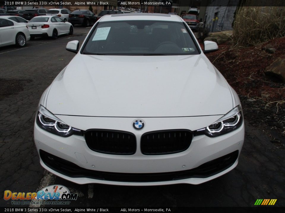 2018 BMW 3 Series 330i xDrive Sedan Alpine White / Black Photo #8