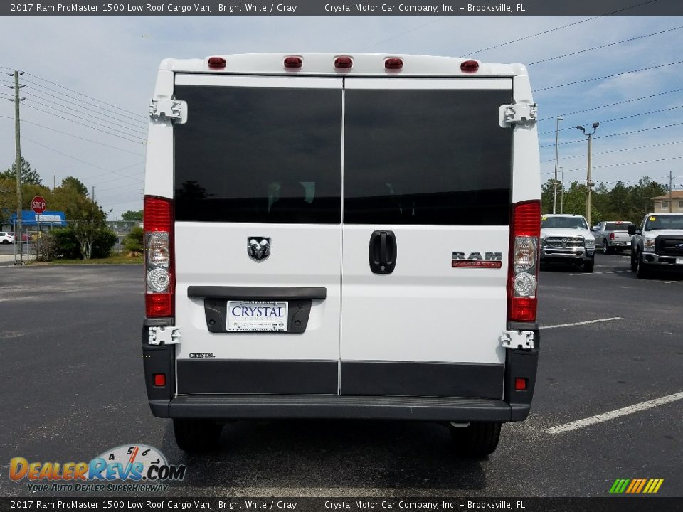 2017 Ram ProMaster 1500 Low Roof Cargo Van Bright White / Gray Photo #4