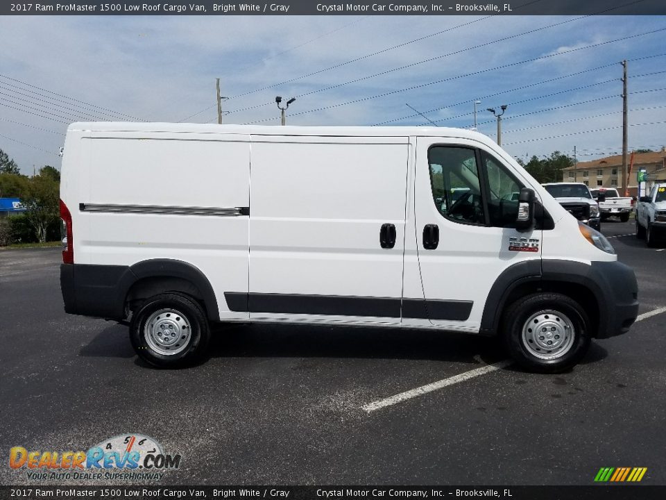 2017 Ram ProMaster 1500 Low Roof Cargo Van Bright White / Gray Photo #6