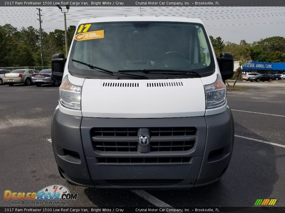 2017 Ram ProMaster 1500 Low Roof Cargo Van Bright White / Gray Photo #8