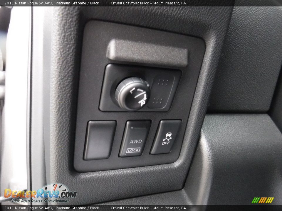 2011 Nissan Rogue SV AWD Platinum Graphite / Black Photo #16