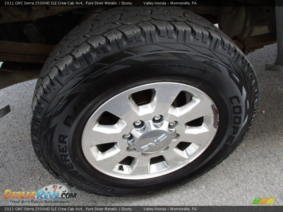 2011 GMC Sierra 2500HD SLE Crew Cab 4x4 Pure Silver Metallic / Ebony Photo #6