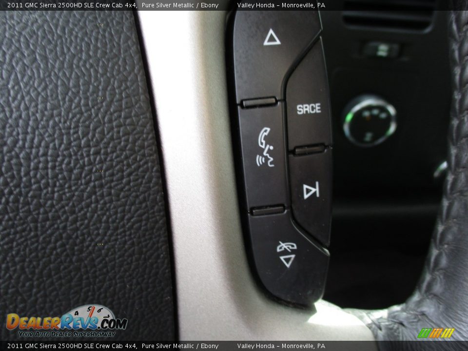 2011 GMC Sierra 2500HD SLE Crew Cab 4x4 Pure Silver Metallic / Ebony Photo #18
