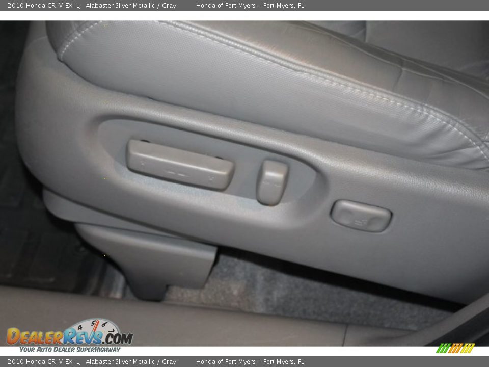 2010 Honda CR-V EX-L Alabaster Silver Metallic / Gray Photo #17
