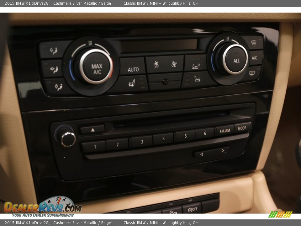 2015 BMW X1 xDrive28i Cashmere Silver Metallic / Beige Photo #13