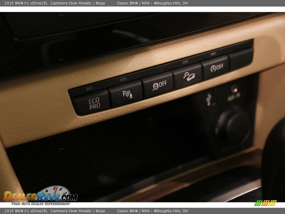 2015 BMW X1 xDrive28i Cashmere Silver Metallic / Beige Photo #14
