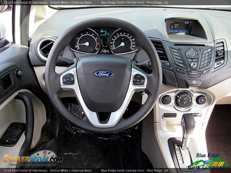 2018 Ford Fiesta SE Hatchback Oxford White / Charcoal Black Photo #15
