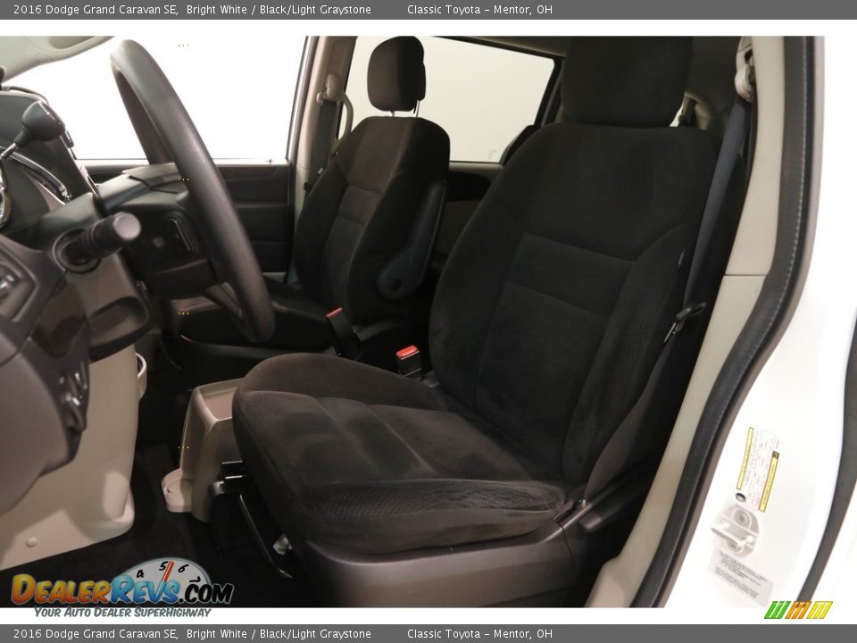 2016 Dodge Grand Caravan SE Bright White / Black/Light Graystone Photo #5