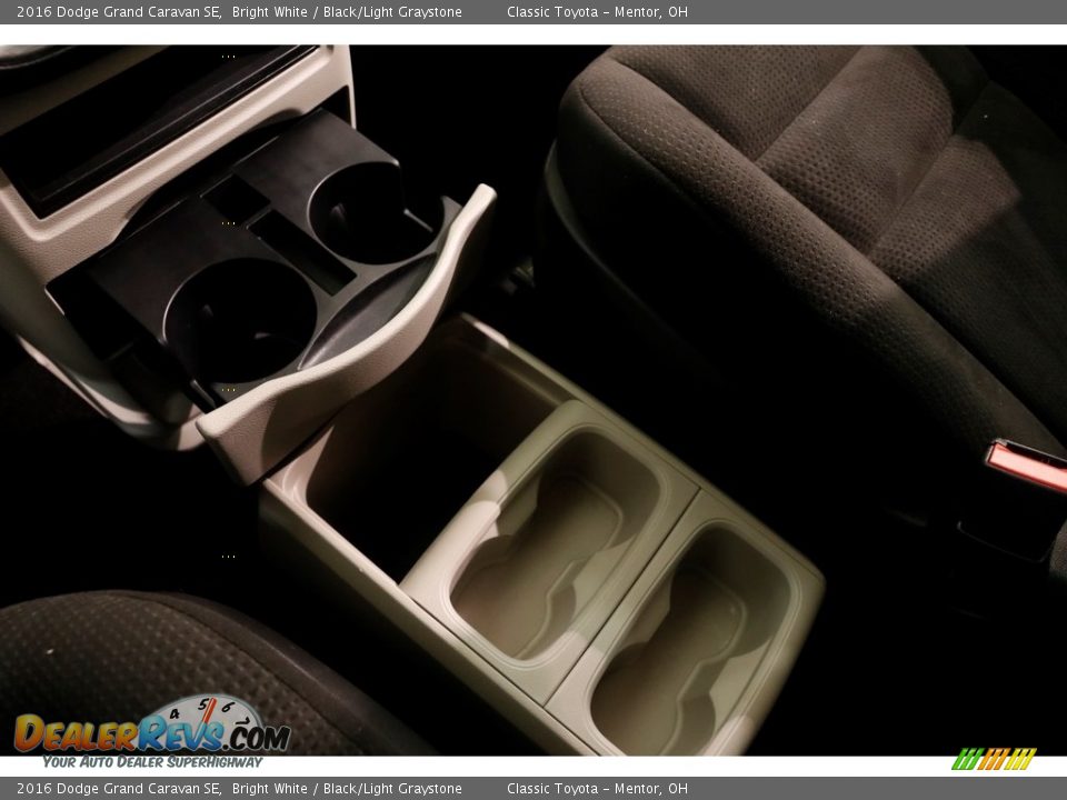 2016 Dodge Grand Caravan SE Bright White / Black/Light Graystone Photo #12