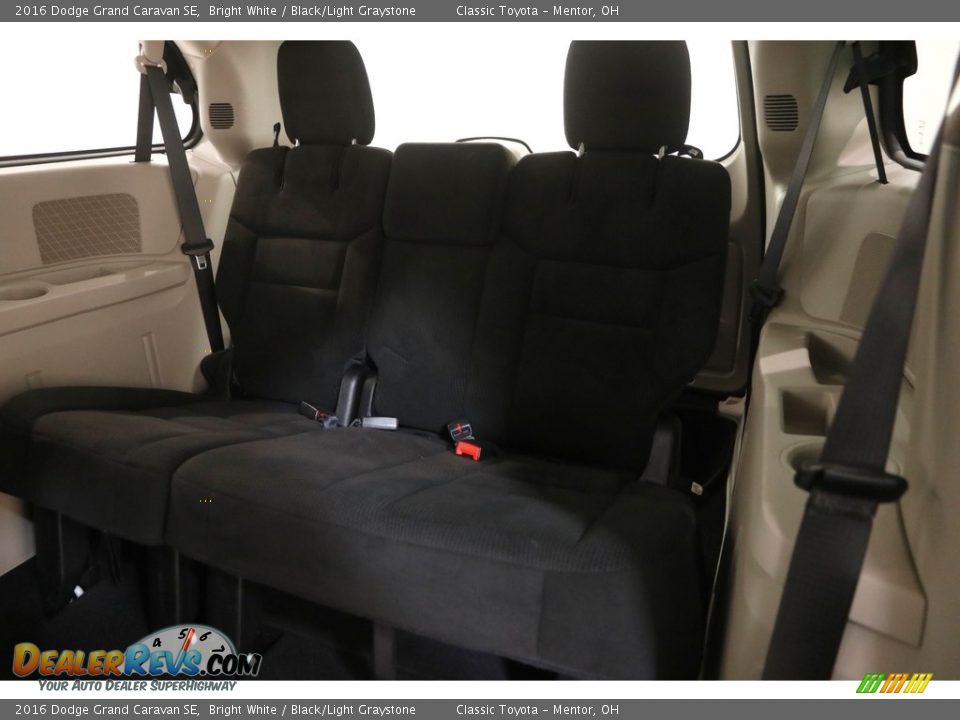 2016 Dodge Grand Caravan SE Bright White / Black/Light Graystone Photo #17