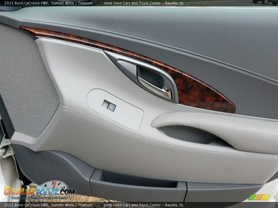2013 Buick LaCrosse FWD Summit White / Titanium Photo #9