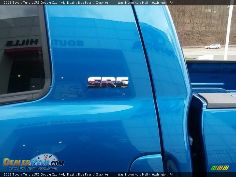 2018 Toyota Tundra SR5 Double Cab 4x4 Blazing Blue Pearl / Graphite Photo #5