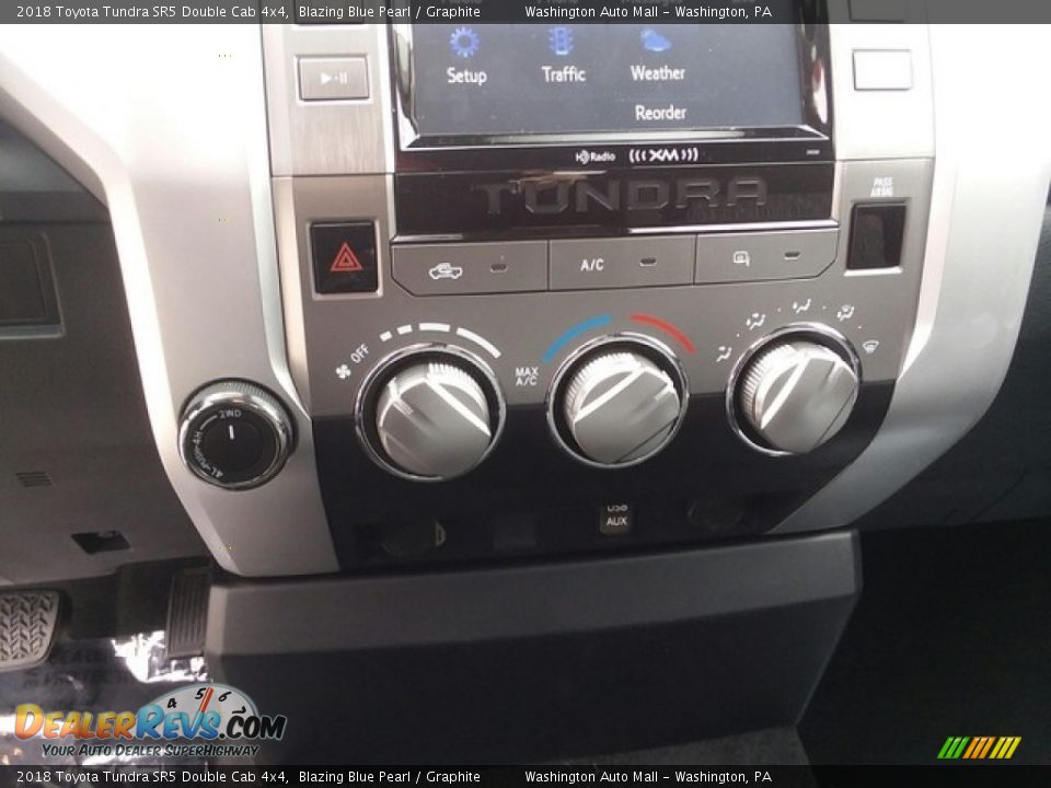 2018 Toyota Tundra SR5 Double Cab 4x4 Blazing Blue Pearl / Graphite Photo #15