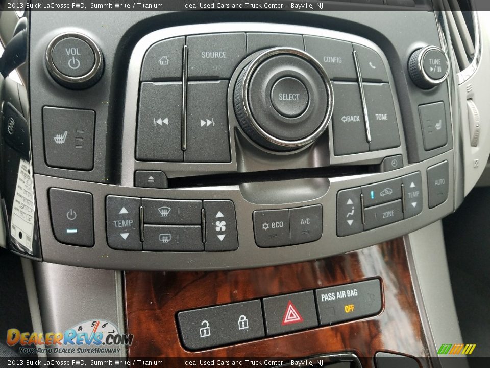 2013 Buick LaCrosse FWD Summit White / Titanium Photo #19