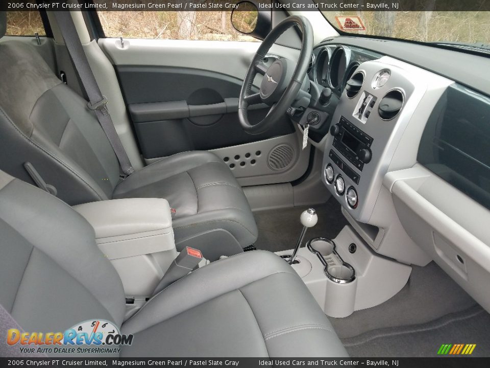 2006 Chrysler PT Cruiser Limited Magnesium Green Pearl / Pastel Slate Gray Photo #10