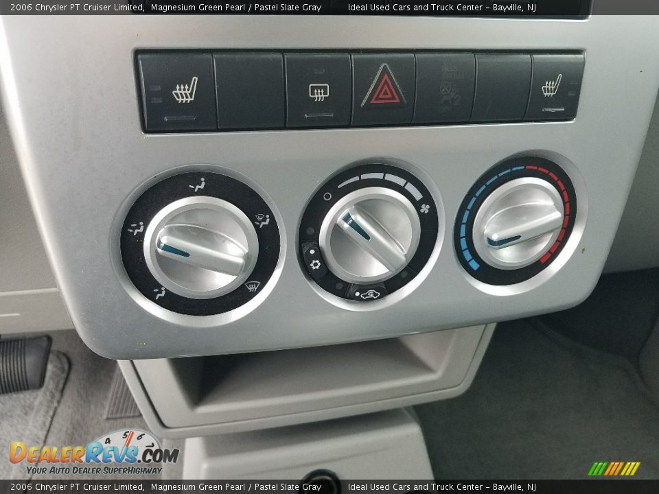 2006 Chrysler PT Cruiser Limited Magnesium Green Pearl / Pastel Slate Gray Photo #17