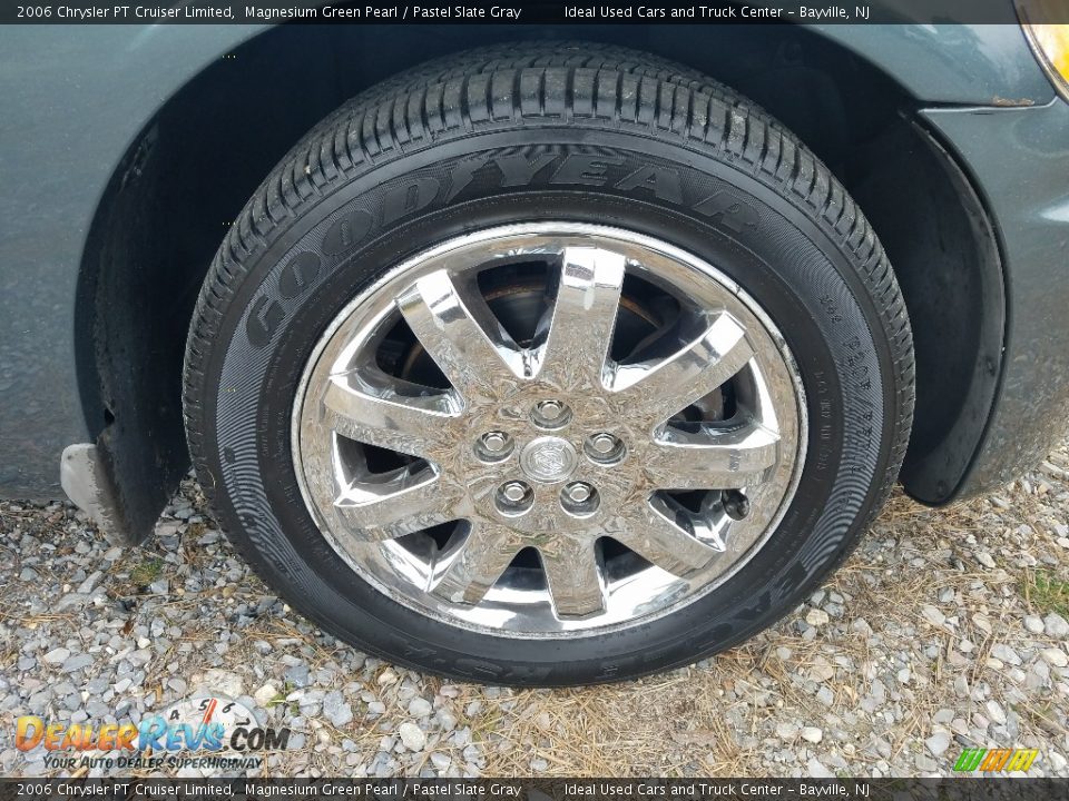 2006 Chrysler PT Cruiser Limited Magnesium Green Pearl / Pastel Slate Gray Photo #26