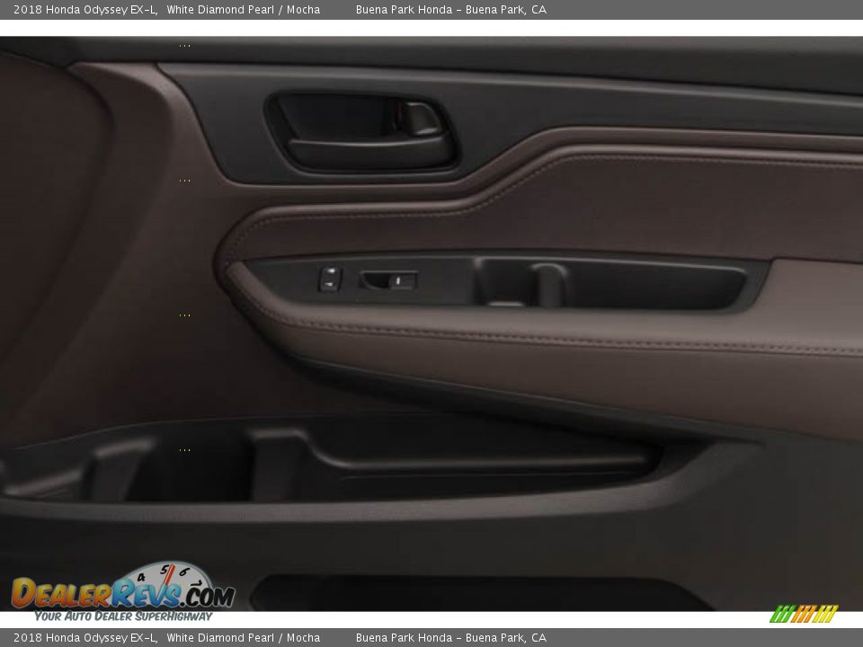 2018 Honda Odyssey EX-L White Diamond Pearl / Mocha Photo #18