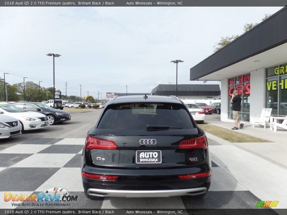 2018 Audi Q5 2.0 TFSI Premium quattro Brilliant Black / Black Photo #4