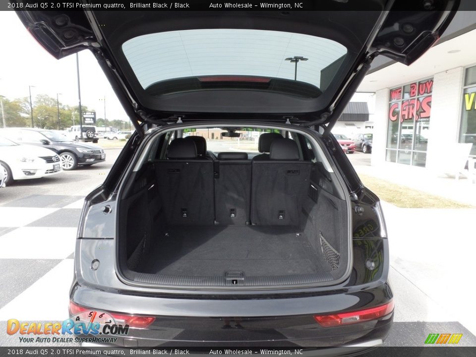 2018 Audi Q5 2.0 TFSI Premium quattro Trunk Photo #5
