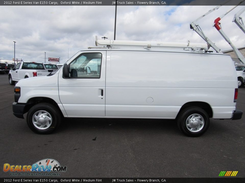2012 Ford E Series Van E150 Cargo Oxford White / Medium Flint Photo #2