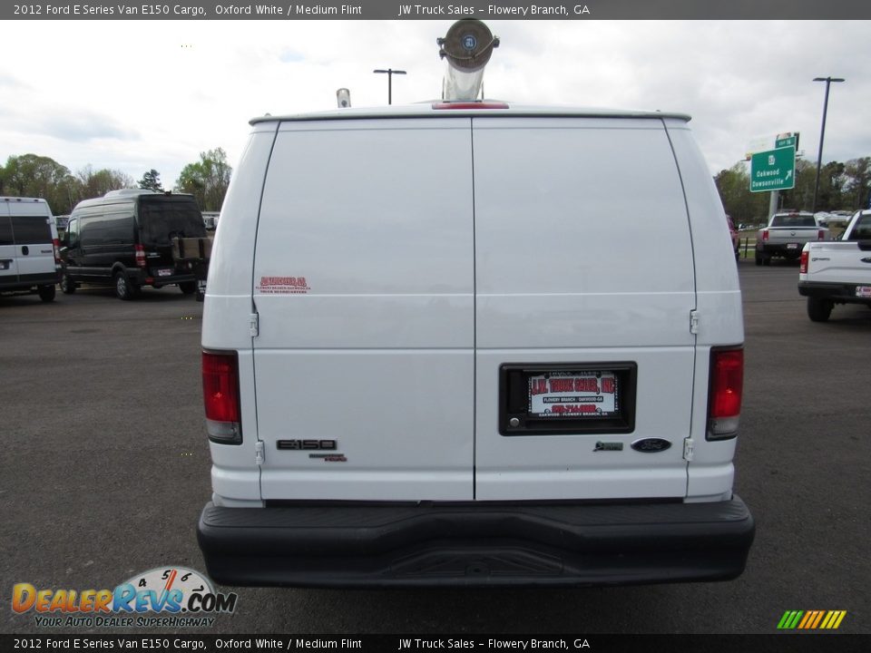 2012 Ford E Series Van E150 Cargo Oxford White / Medium Flint Photo #4